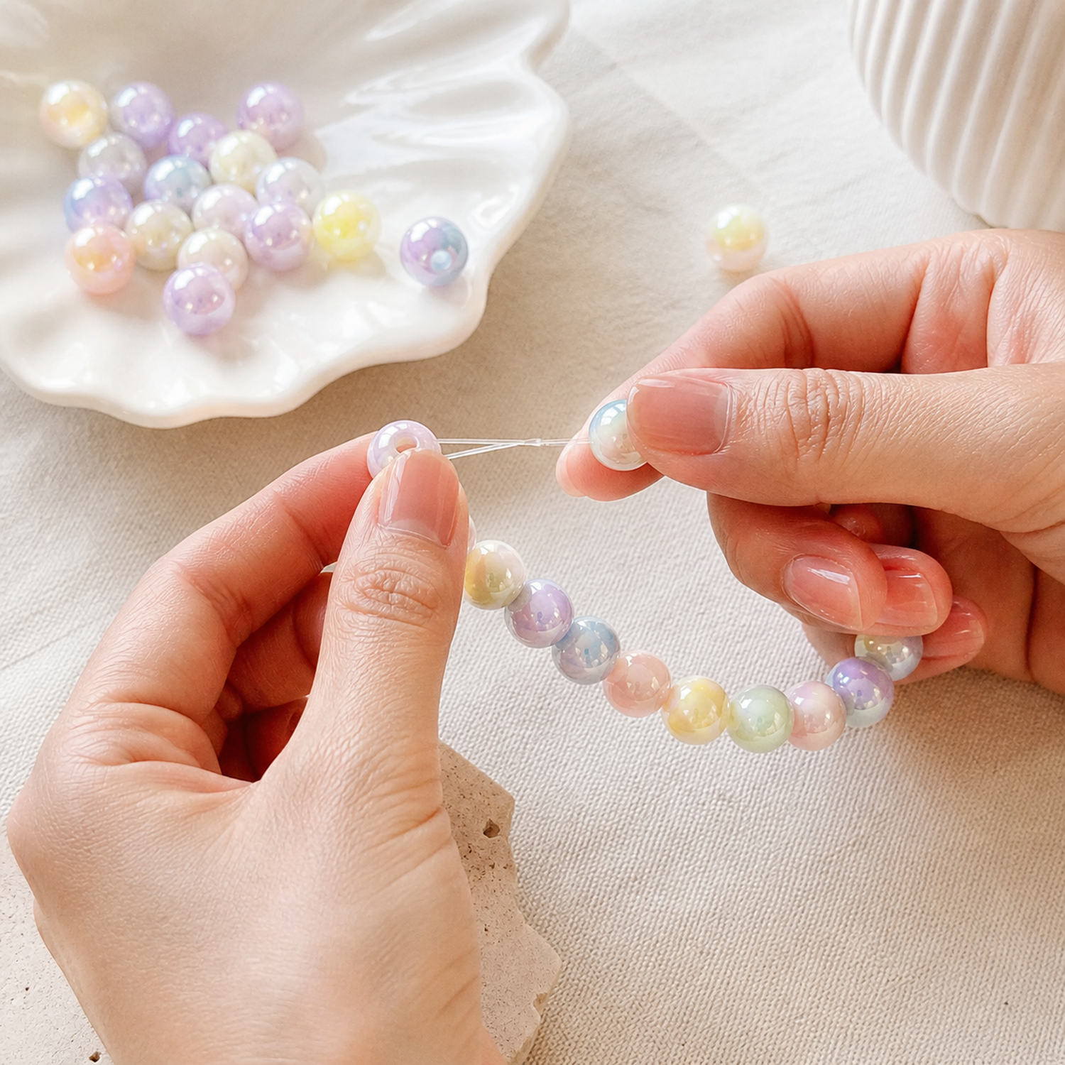 UV Iridescent Cream Acrylic Round Beads for DIY Jewelry, 8–12 mm - DIY threading scene