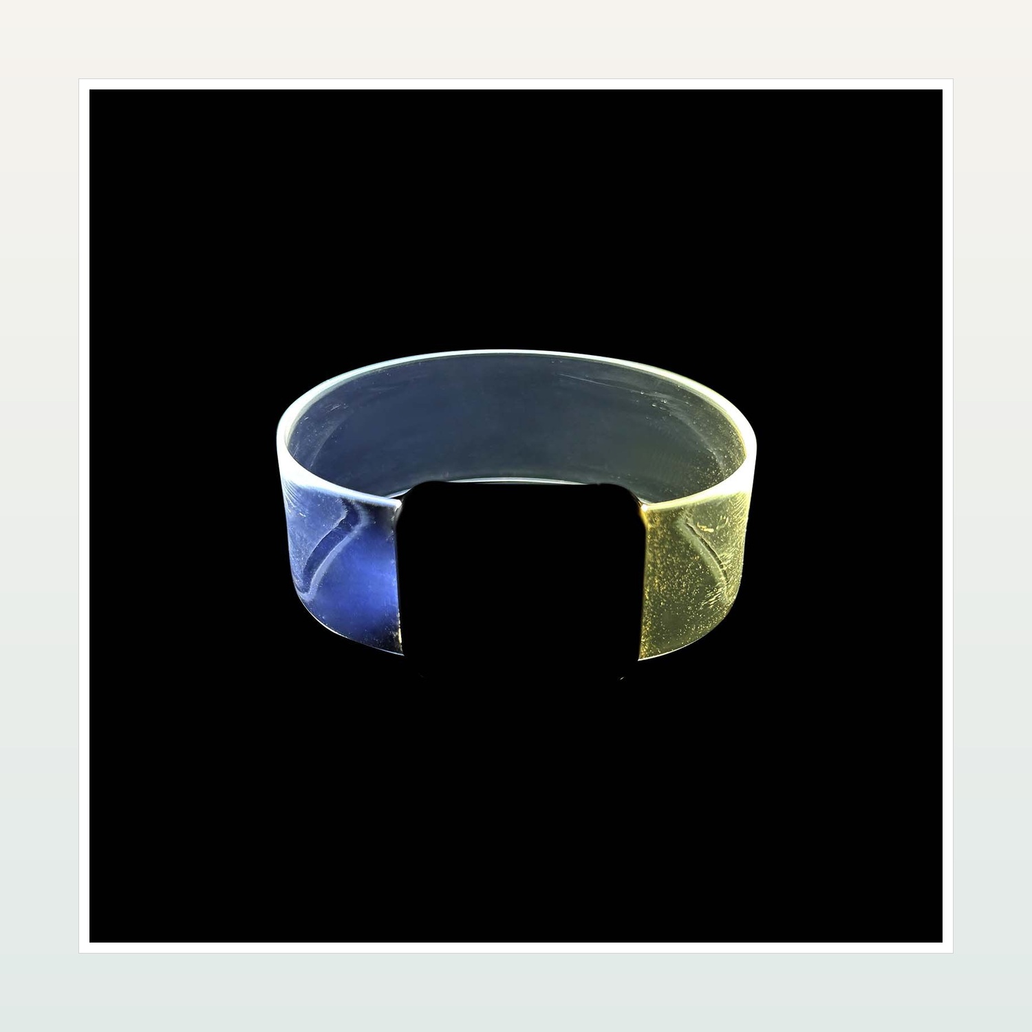 Sound-Activated Magnetic LED Wristbands for Concerts — product application view one
