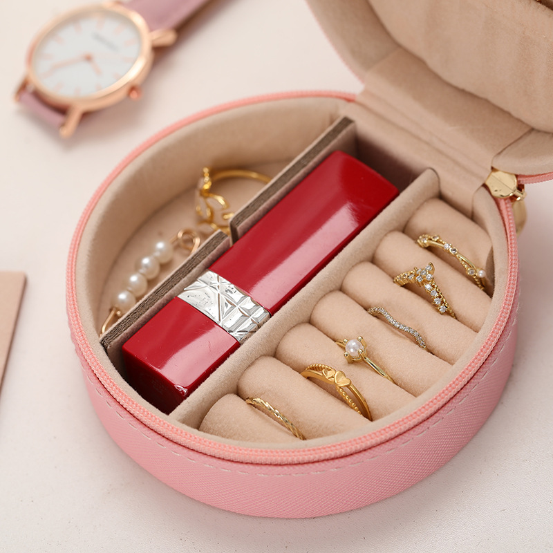 Round Zippered Travel Jewelry Case jewelry compartment details