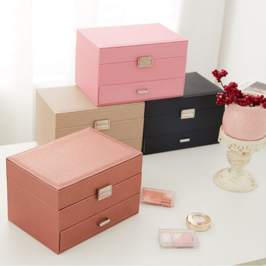 Three-Drawer Large Jewelry Storage Box front and overall view