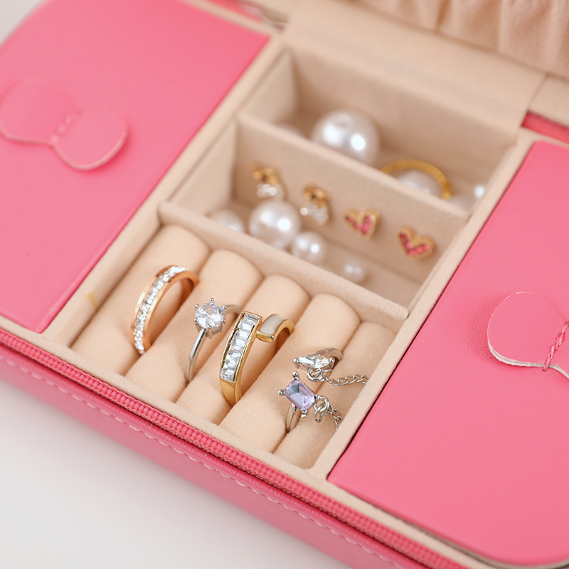 Rectangular Travel Jewelry Case with Mirror jewelry compartment details