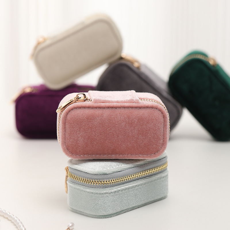Mini Velvet Zippered Jewelry Case open interior layout