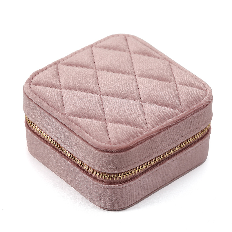 Quilted Square Velvet Travel Jewelry Case available finish view