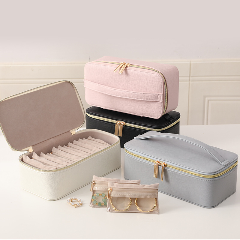 Travel Jewelry Organizer with Removable Pouches front and overall view