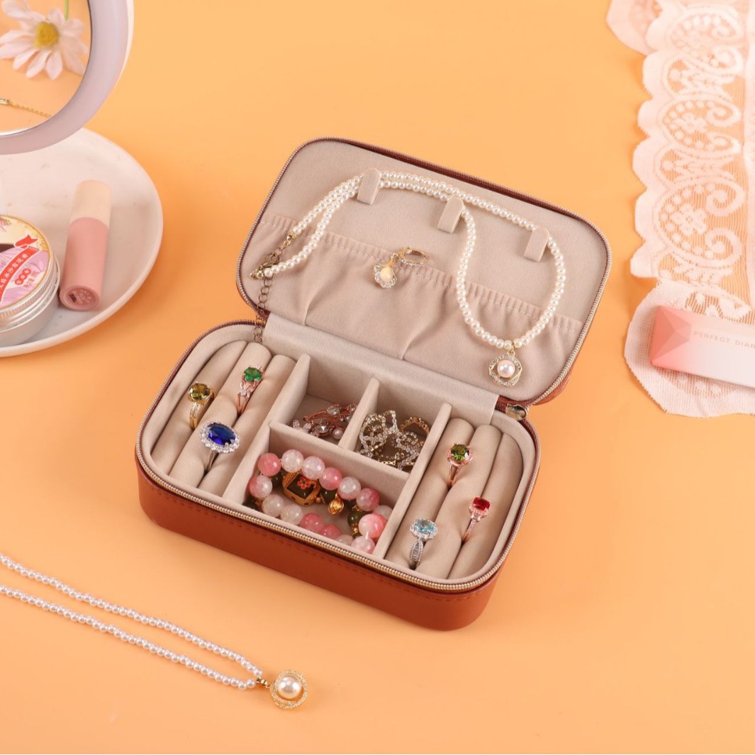 Compact Rectangular PU Jewelry Case jewelry compartment details