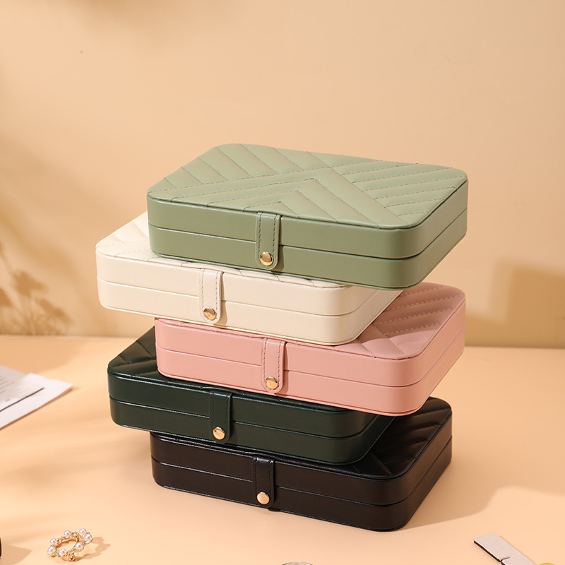 Quilted Desktop Jewelry Organizer front and overall view