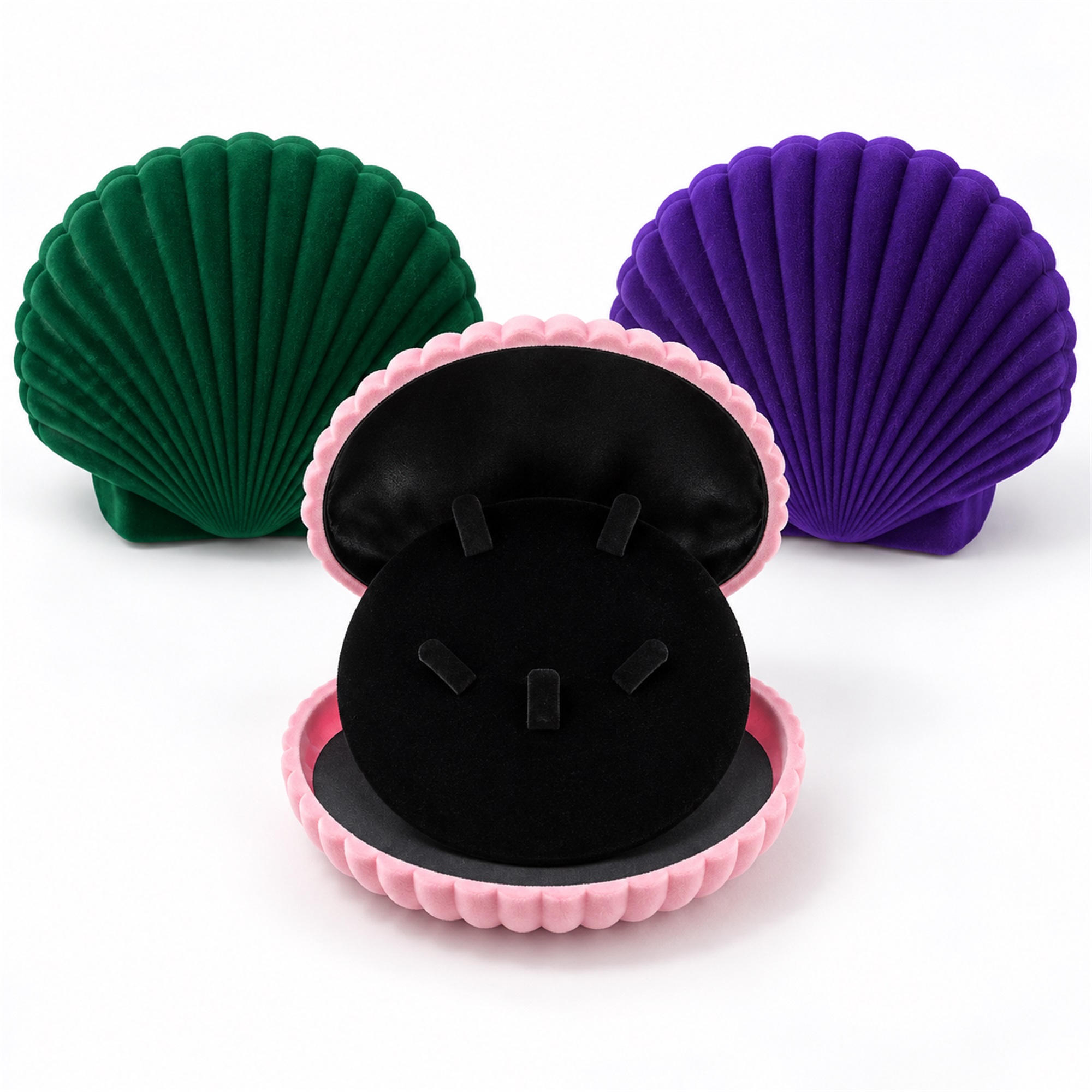 Large Scallop-Shell-Shaped Velvet Necklace And Jewelry Presentation Box available styles and colors