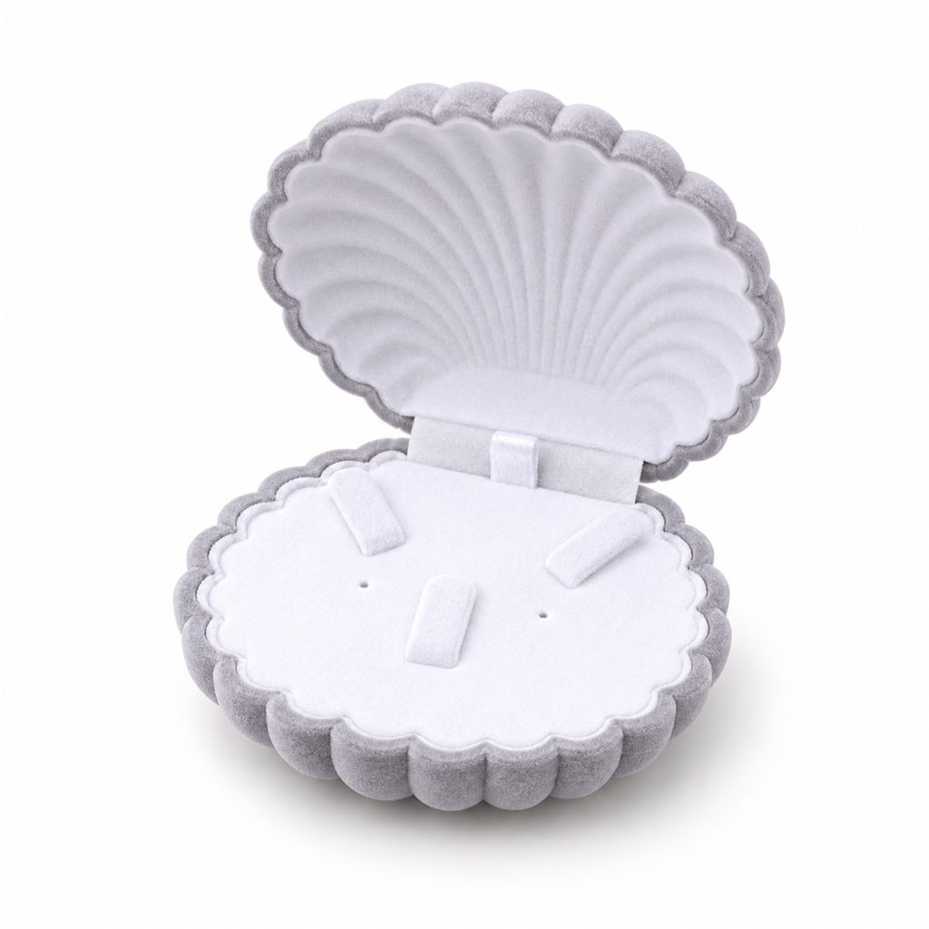 Medium Flocked Scallop-Shell Jewelry Box front product view