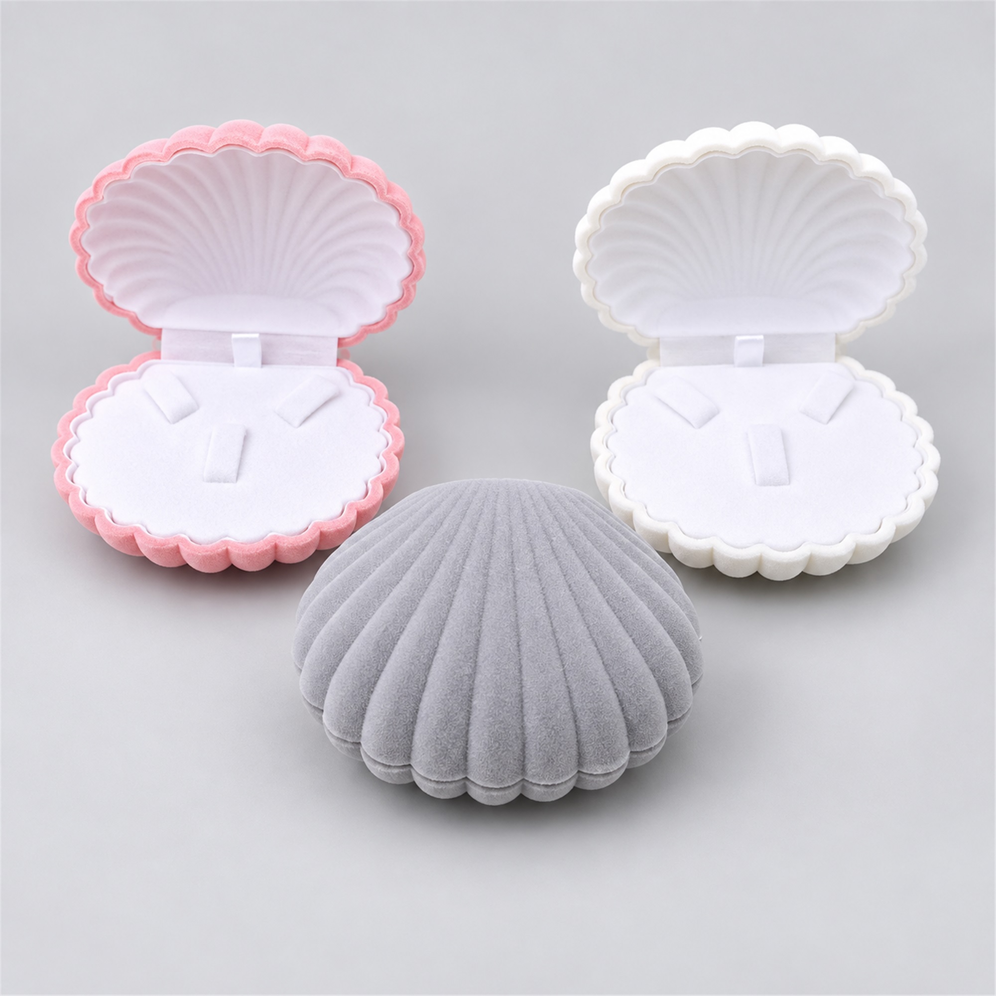 Medium Flocked Scallop-Shell Jewelry Box available styles and colors