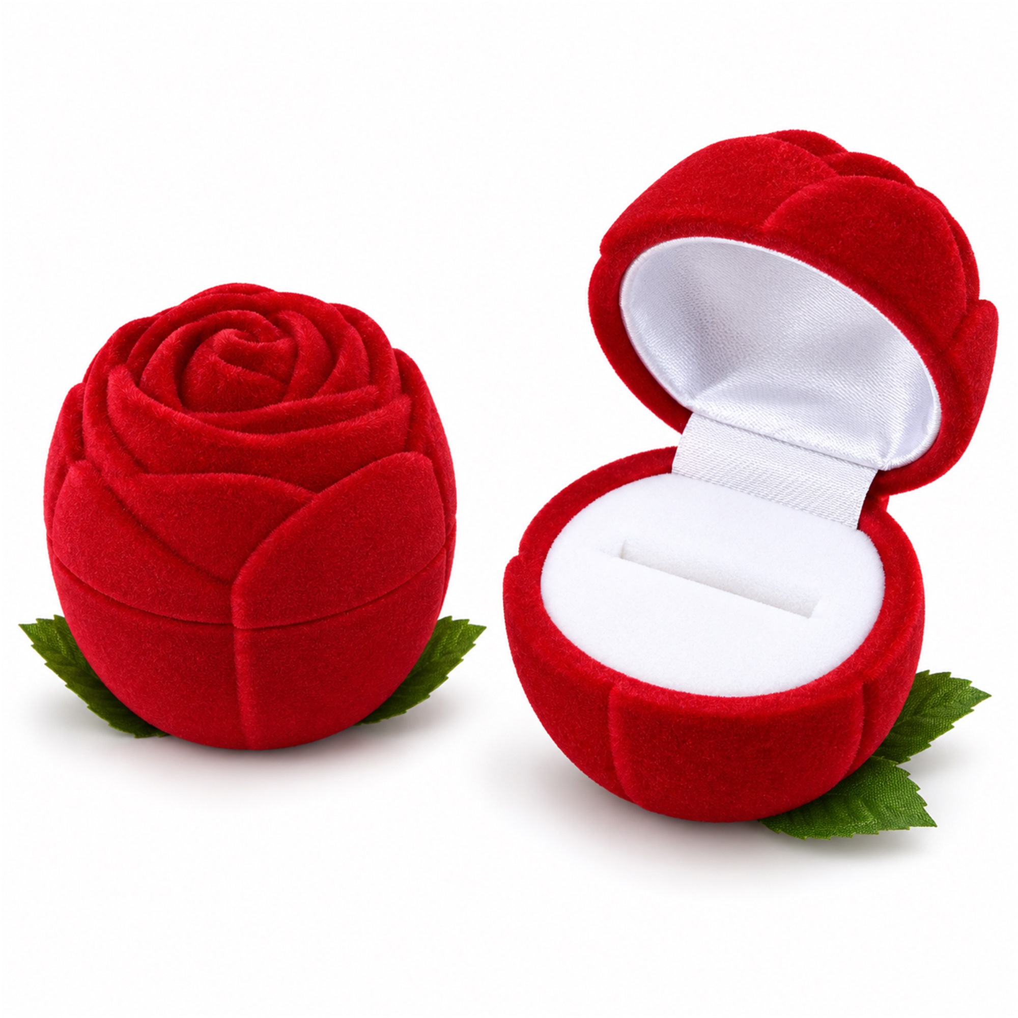 Rosebud-Shaped Velvet Proposal Ring Box front product view