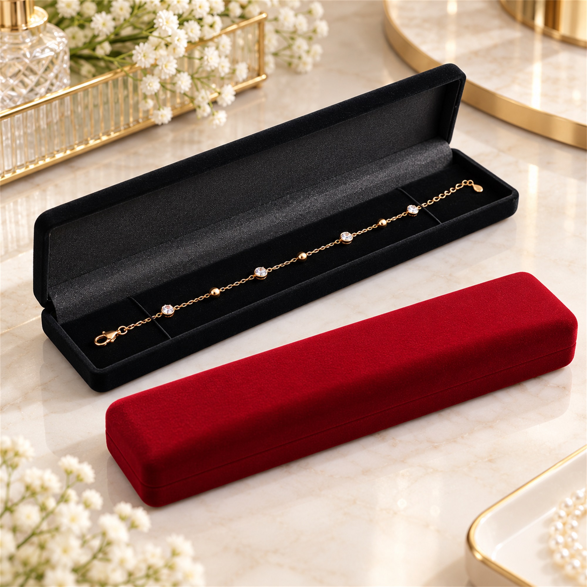 Long Rectangular Flocked Bracelet And Long-Chain Jewelry Box lifestyle application